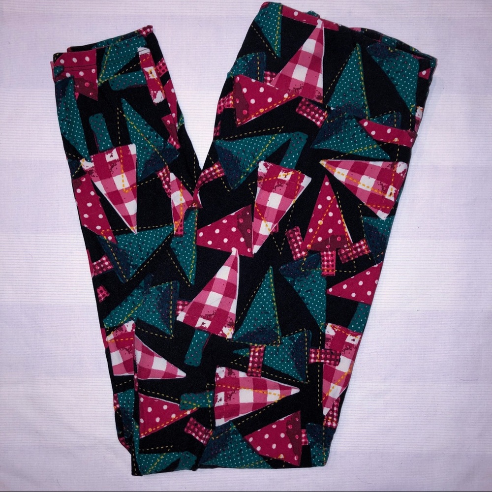 LuLaRoe TC 12-22 Super Soft Christmas Leggings